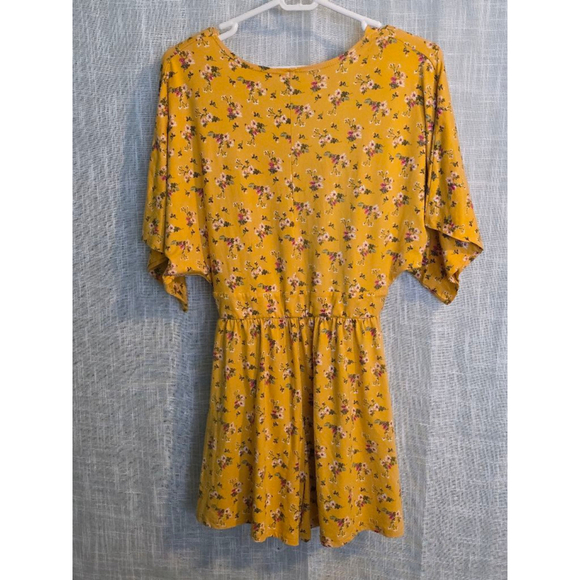 Women's Windsor Romper Size M‎ Yellow Floral - Picture 7 of 8